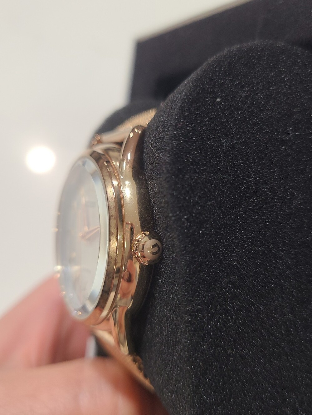 EUC CITIZEN WOMEN'S GOLD J810 WATCH ECO-DRIVE FE6083-72A - Picture 6 of 16